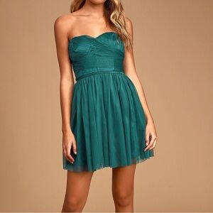Lulu’s Emerald Green Tulle Strapless Formal Skater Dress Size L